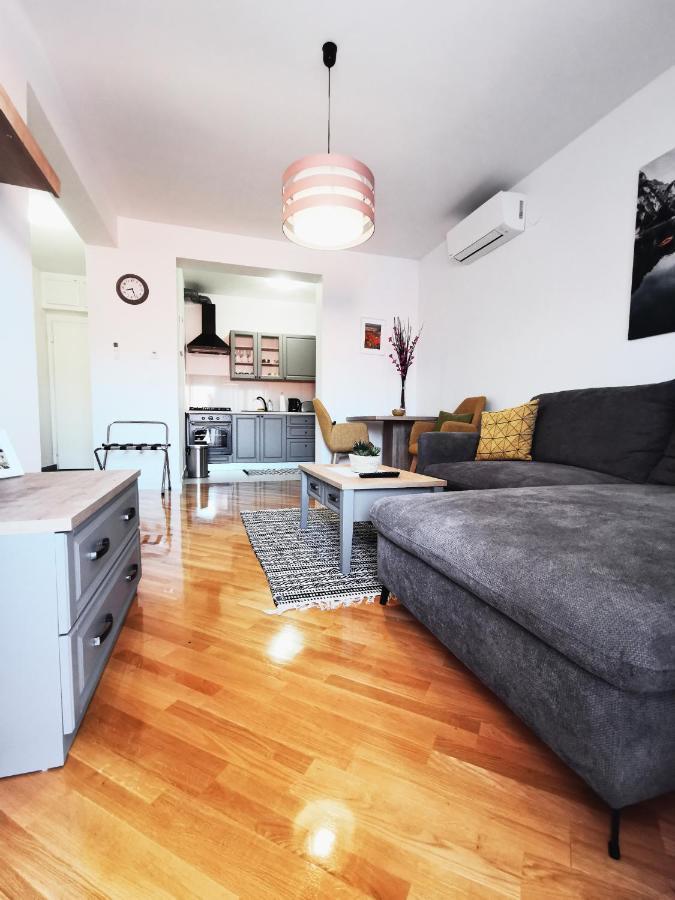Apartman Angel Осиек Экстерьер фото