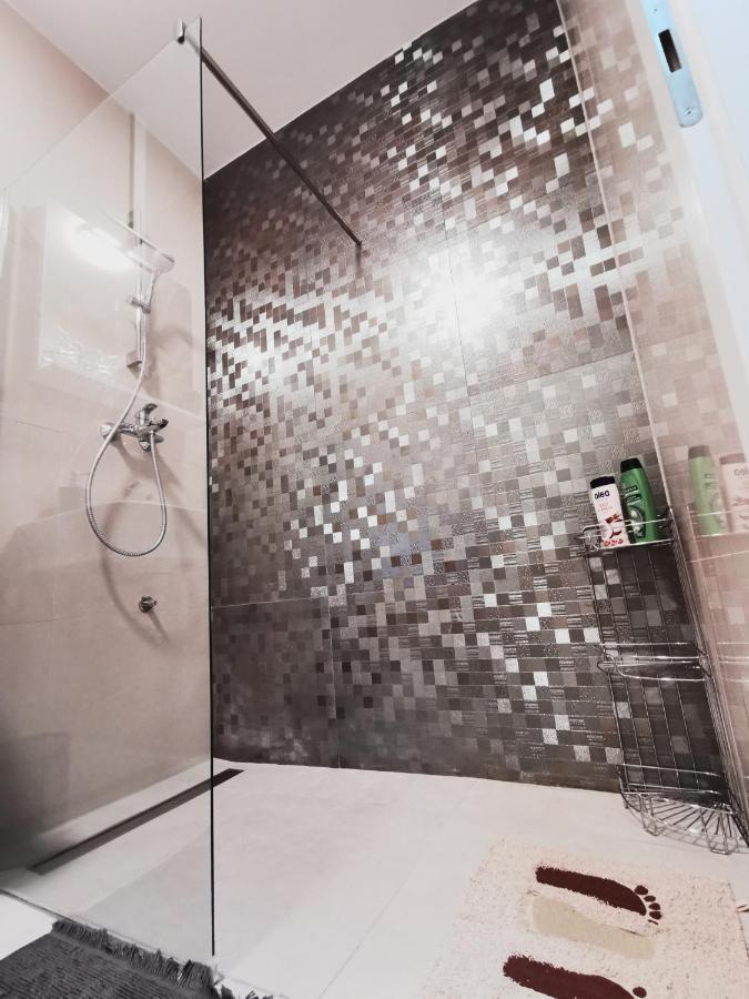 Apartman Angel Осиек Экстерьер фото