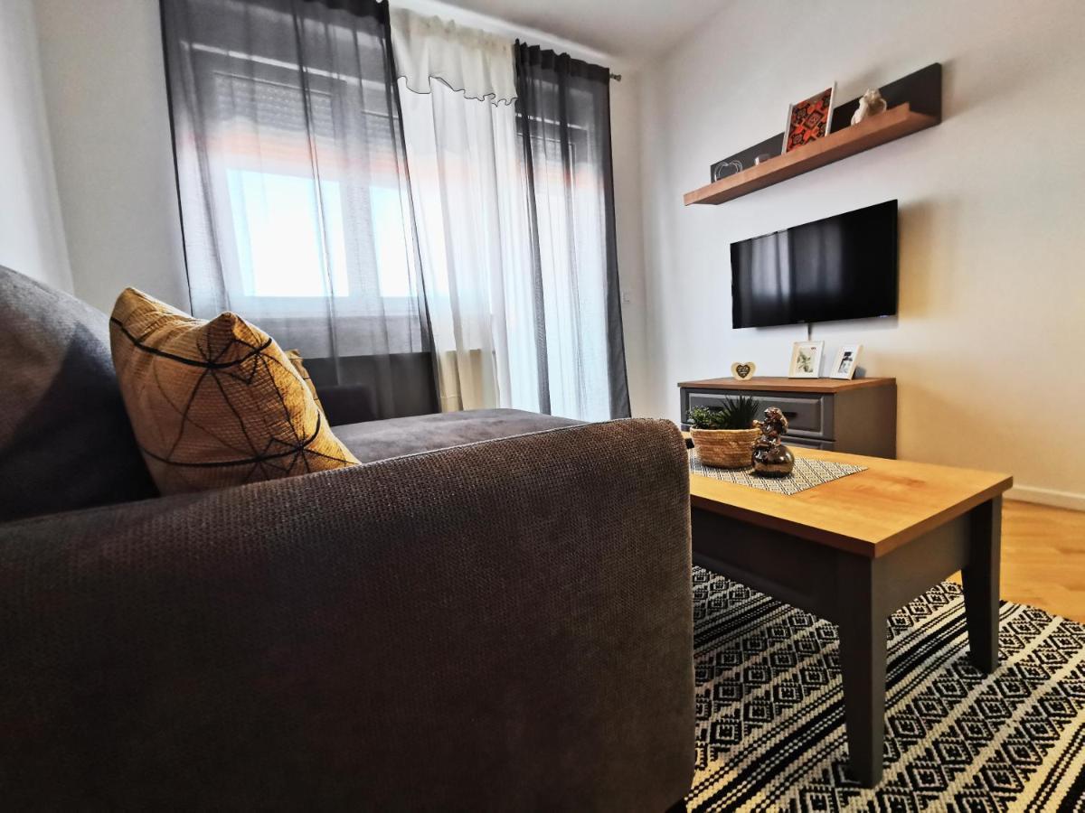 Apartman Angel Осиек Экстерьер фото