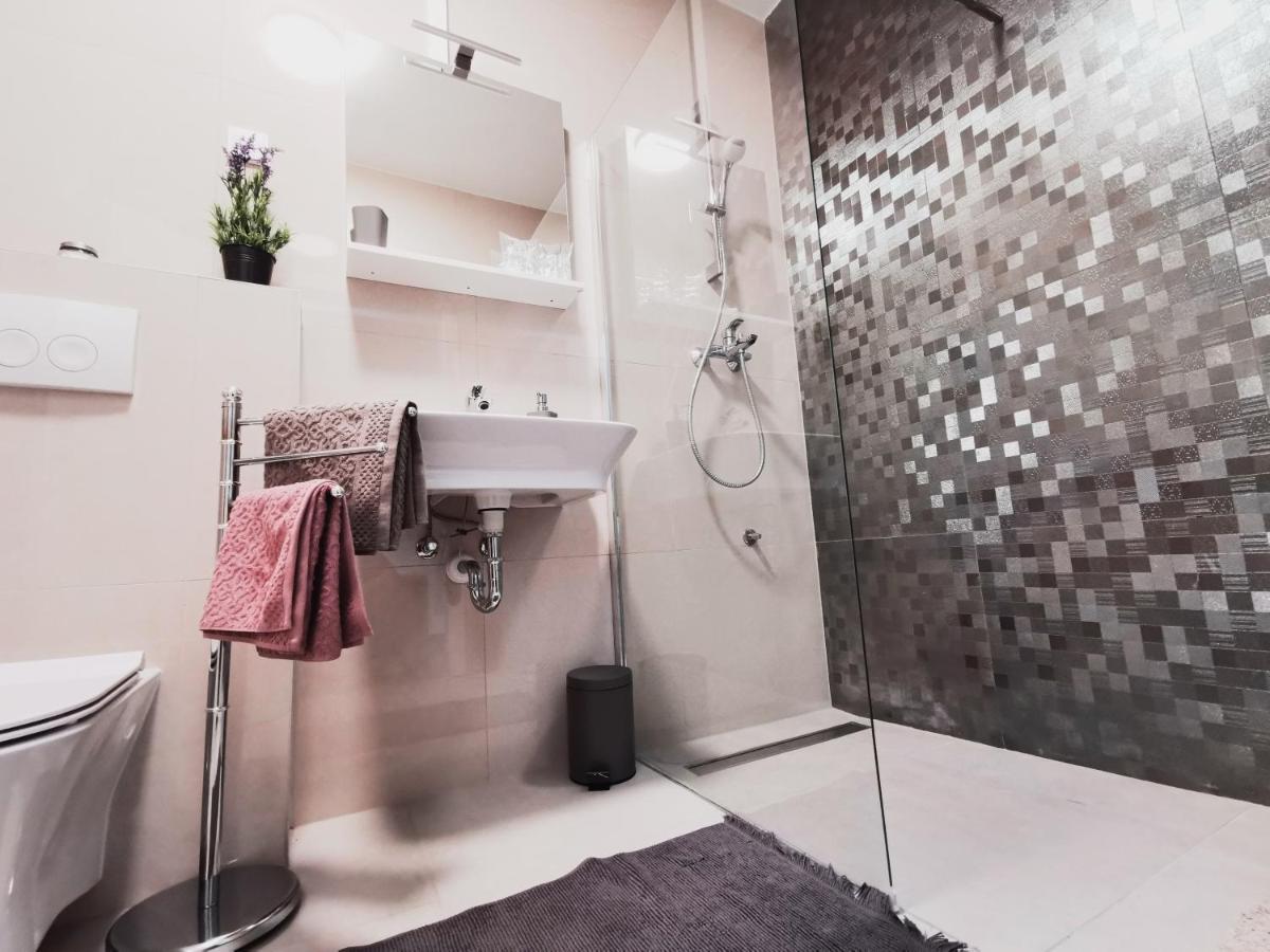 Apartman Angel Осиек Экстерьер фото